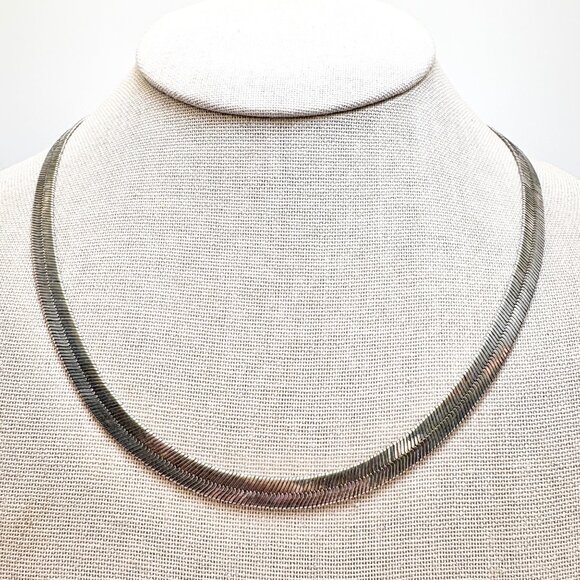 VTG Sterling Silver 925 Herringbone Chain Lobster Clasp Necklace Size 25